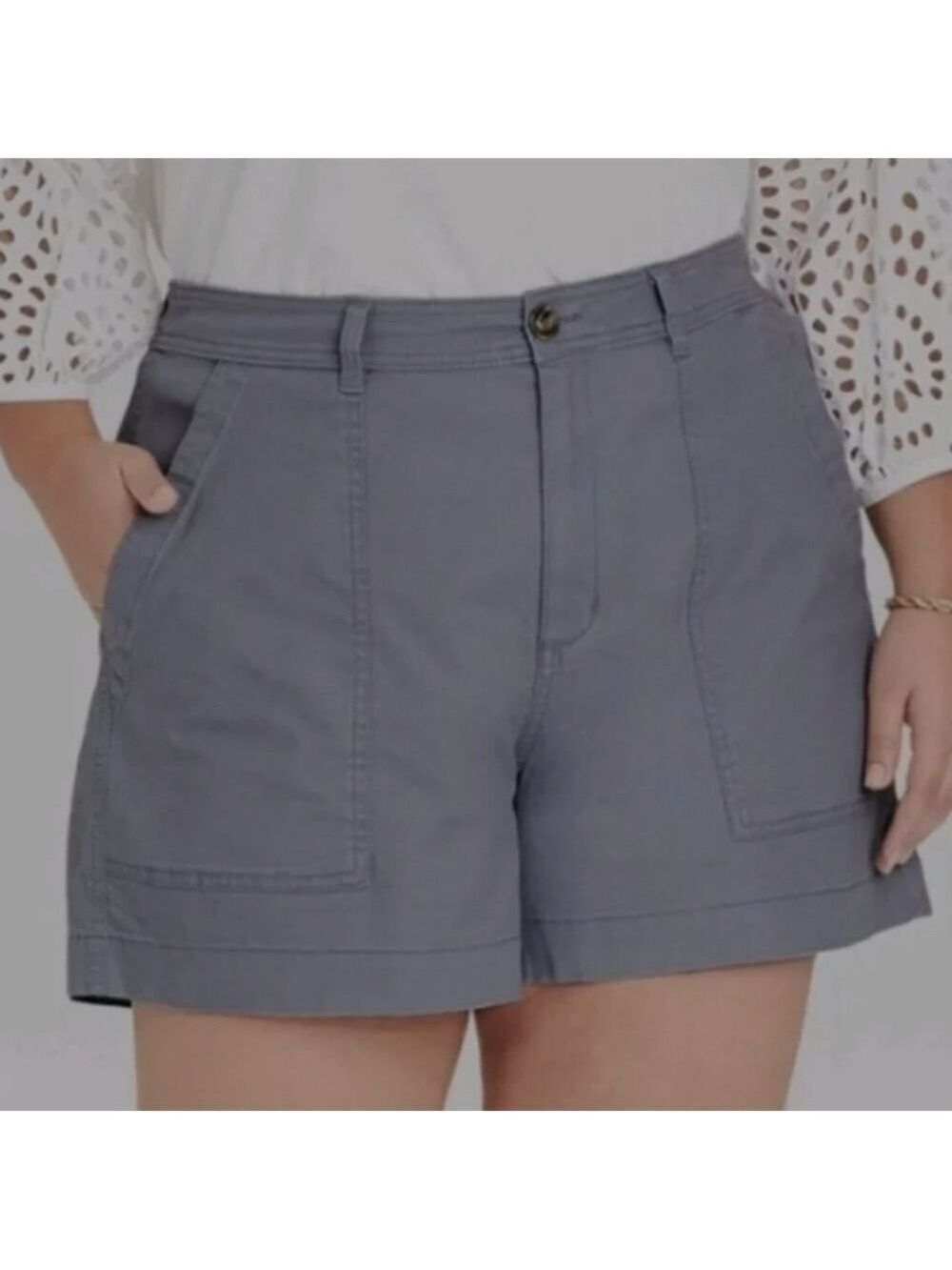 a new day Women's Gray Cargo Shorts NWT 18 - Picture 1 of 5